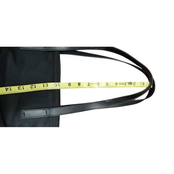 Everlane Recycled Nylon Tote Womens trevel bag - Picture 13 of 16